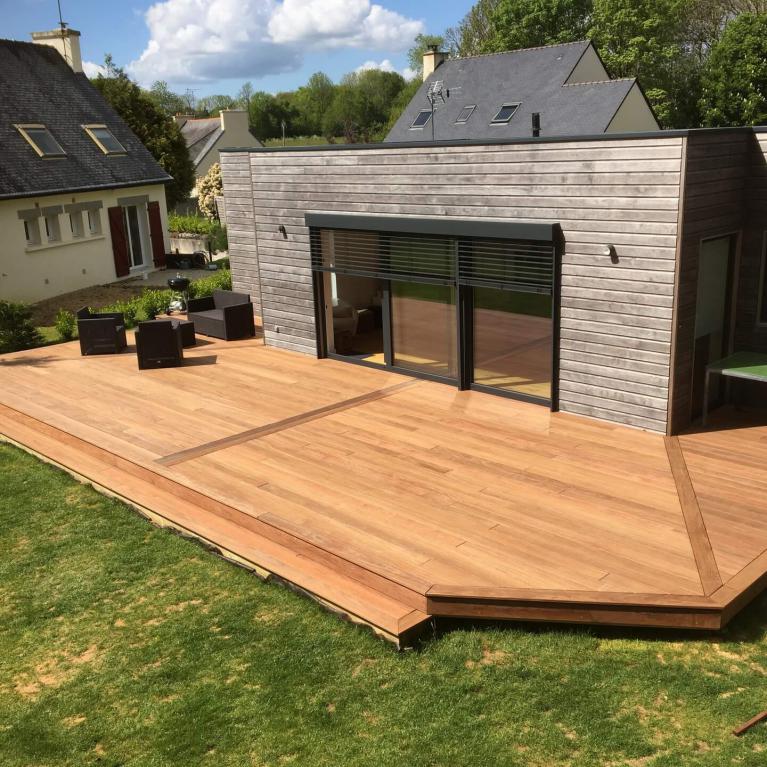 Pose d'une terrasse en bois Cumaru à Plomelin