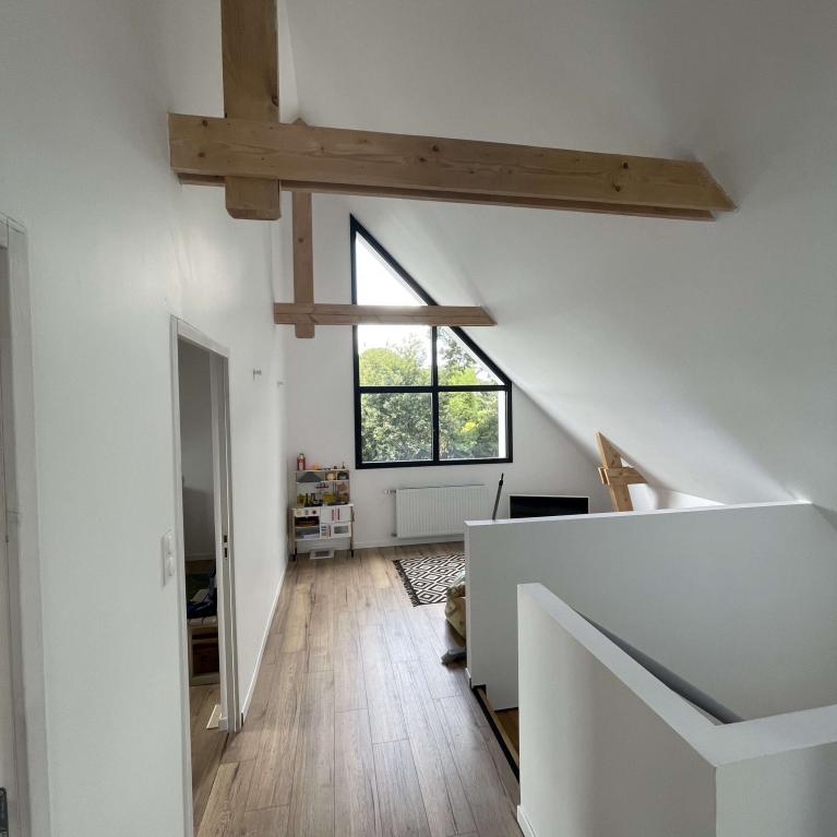 Charpente et fenêtres à Ergué-Gabéric