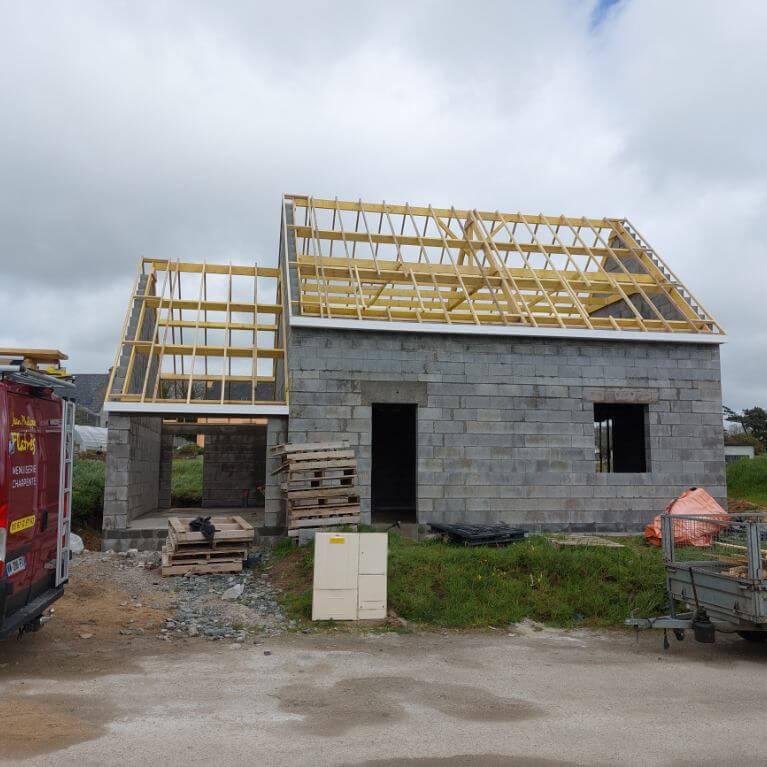 Charpente à Plonéour-Lanvern