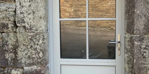 Octobre 2025 : remplacement de menuiserie en bois