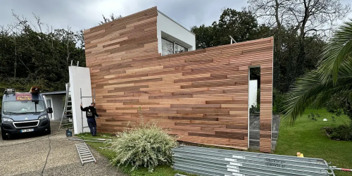 Septembre 2023 : réalisation d'un bardage avec isolation sur la commune de Fouesnant (29170)