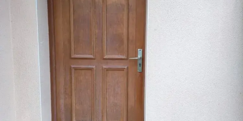 Janvier 2026 : pose d'une porte d'entrée