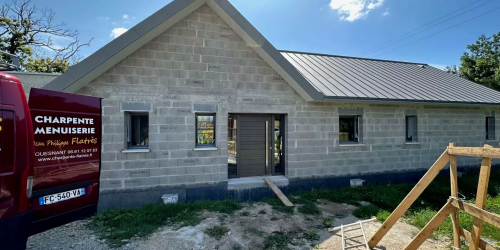 Juin 2023 - Pose de fenêtres sur maison neuve située à Gouesnac'h (29950)