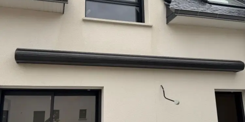 Pose d'un store banne