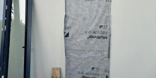 Janvier 2025 : Rebouchage d'une ouverture (ancienne fenêtre)